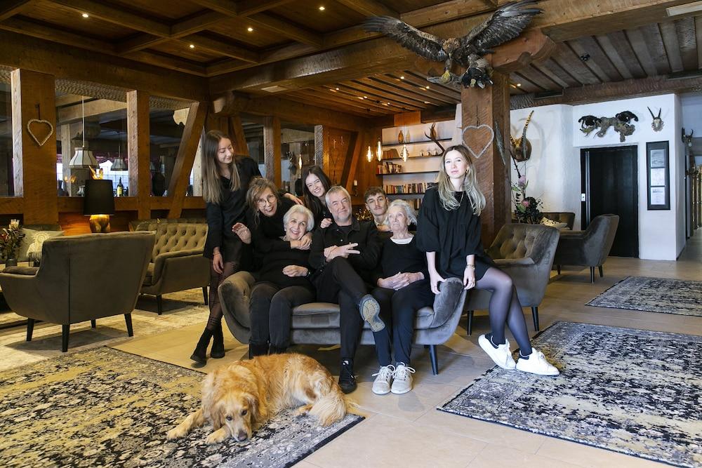Berghotel Basur - Das Schihotel Am Arlberg Flirsch Luaran gambar