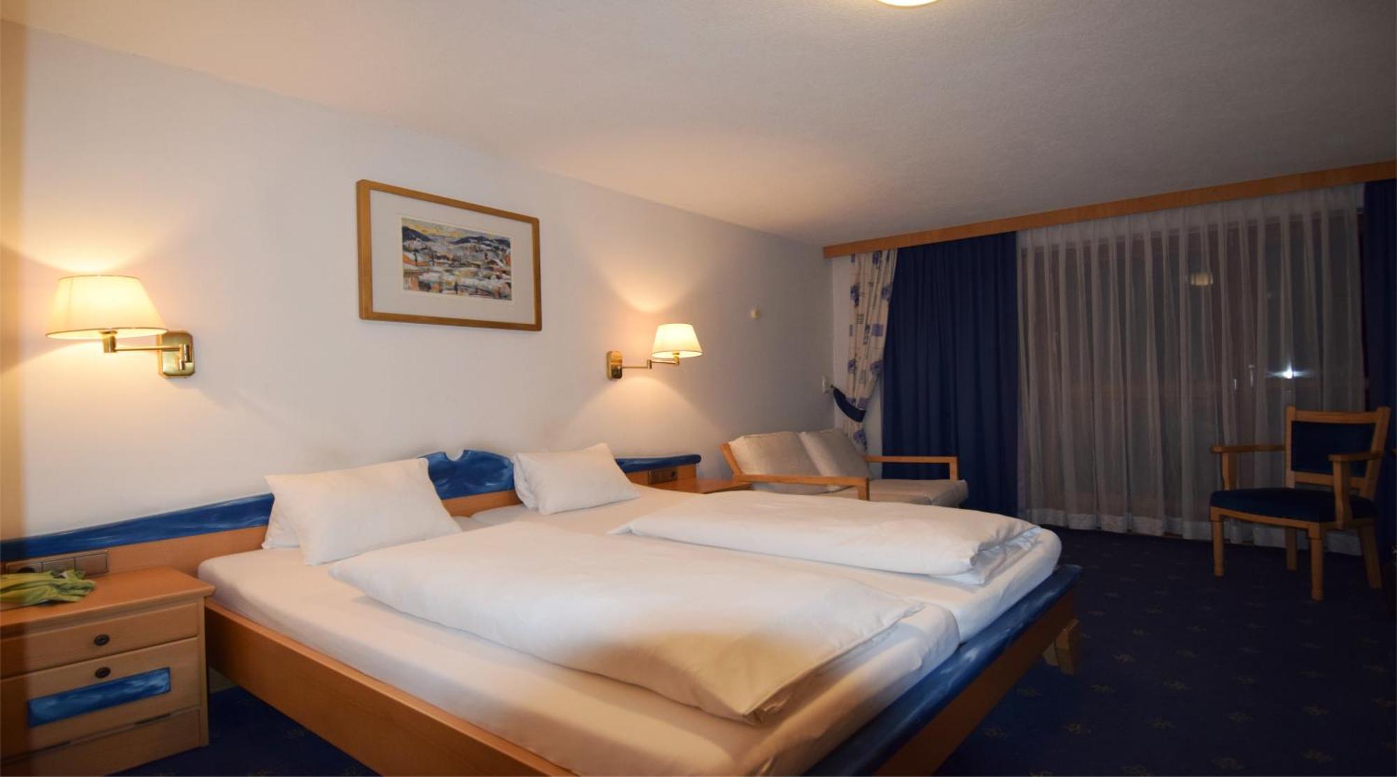 Berghotel Basur - Das Schihotel Am Arlberg Flirsch Bilik gambar
